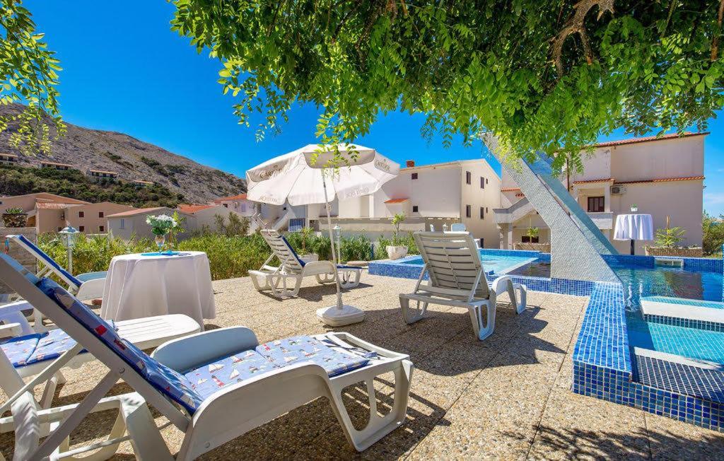 Bed&Breakfast Valentina Metajna Exterior foto